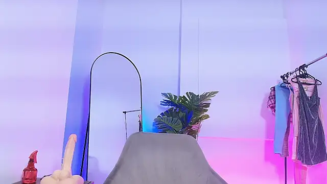 KatieBoison: απευθείας συνομιλία ΧΧΧ