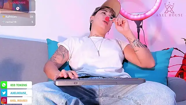 AxelRouse3's Live XXX Chat