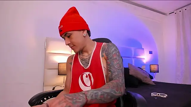 Онлайн чат XXX TonnieViera