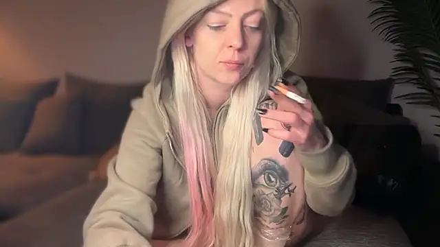 Melina_Diamond: απευθείας συνομιλία ΧΧΧ