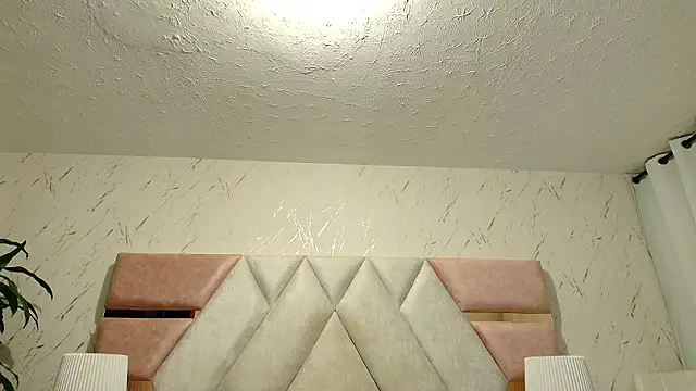 Онлайн чат XXX NatashaRoss_t