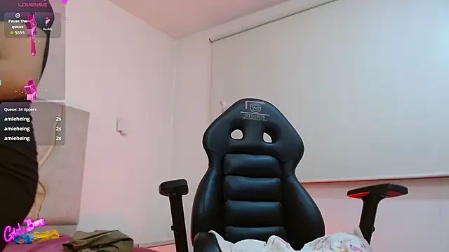 Chat XXX en directo de LUAR_TAY