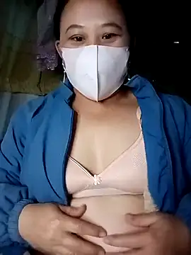 Matilda-aa's Live XXX Chat