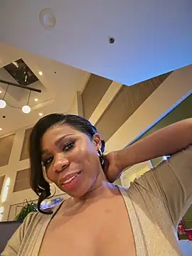 Chatroom XXX en direct de Belle___