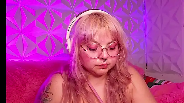 Satyn_doll's Live XXX Chat