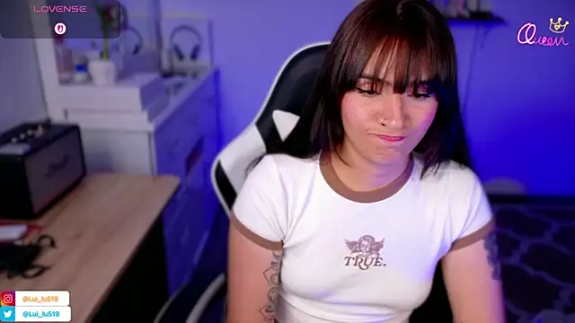 Chat XXX en directo de ImLui_lu