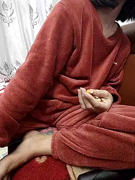 Haralushiaaa 现场XXX聊天