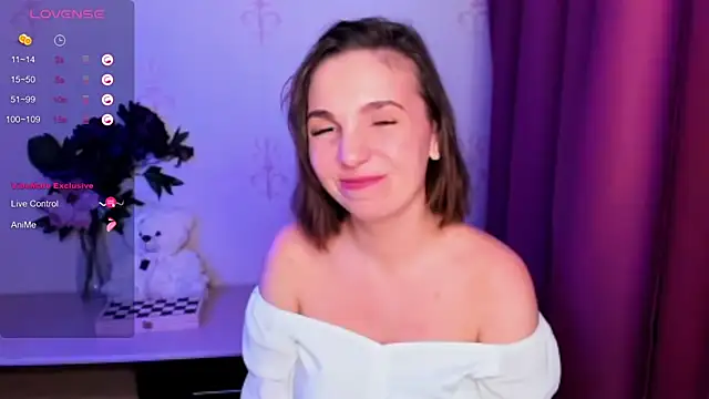 KindHazelHere_: онлайн-секс-чат