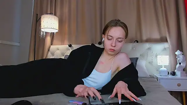 Skelerata 网络视讯表演