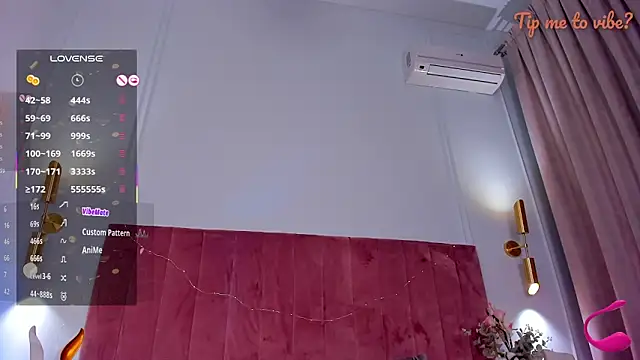 Mayzzie's Live XXX Chat