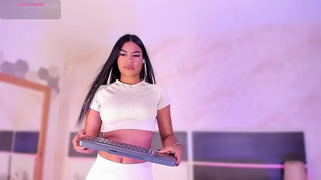 chloe_sullivannn 即時 XXX 聊天