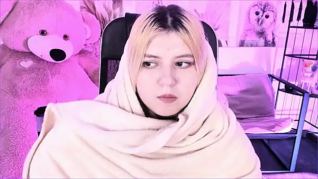 Chatroom XXX en direct de DiaAngell