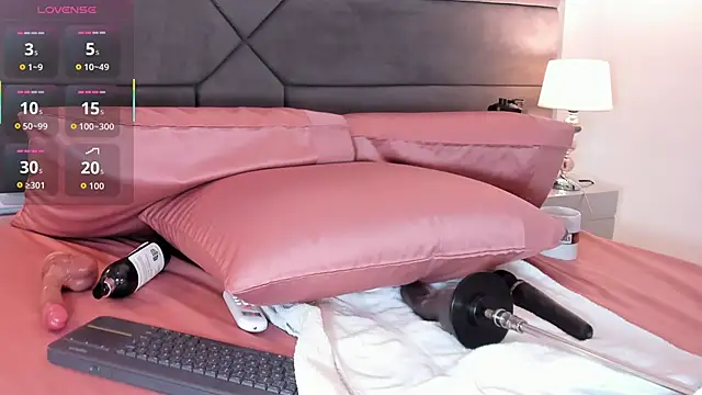 franceska_milf 即時 XXX 聊天