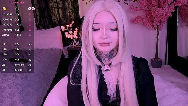 Lein_Bone Adlı Modelin Web Kamerası Şovu