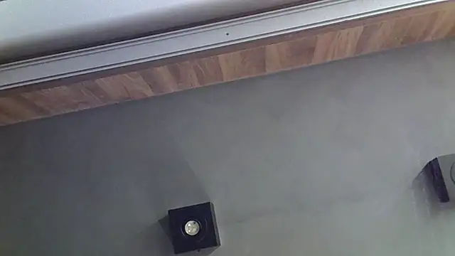 Chat XXX ao vivo de SkinnyKitten