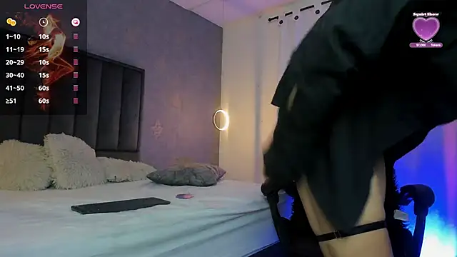 Alejandroo_Montenegro Show in webcam