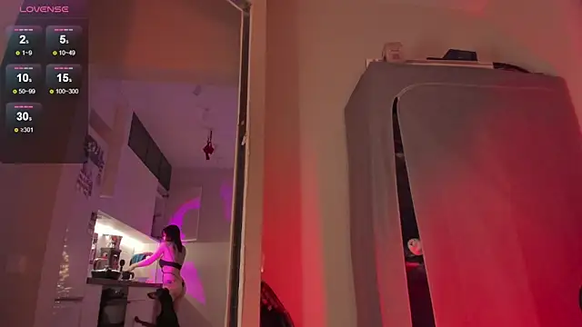 دردشة Melante الجنسية المباشرة