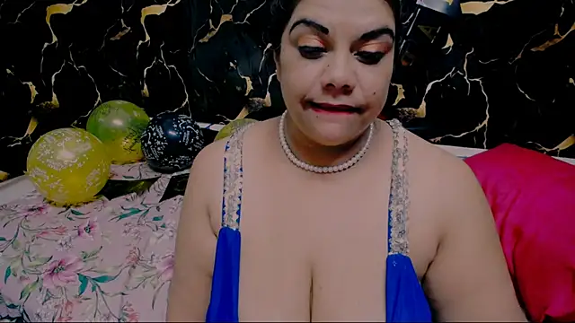 Sexy_menishaxx Adlı Modelin Web Kamerası Şovu