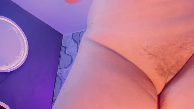 Kateryn_ লাইভ XXX চ্যাট