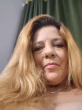 karlaanqui1's Live XXX Chat