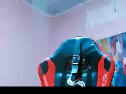 zoe_Nolimits18 即時 XXX 聊天