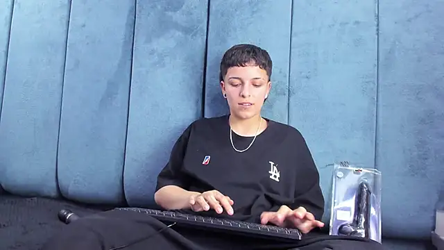 Chat +18 de Megan_Thompson_ ao vivo