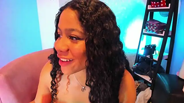 Chatroom XXX en direct de Sofi_Fox_