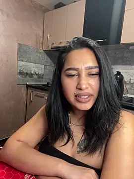 JaneetDeea Adlı Modelin Canlı XXX Sohbeti