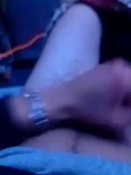 Elbayda élő XXX-chatje