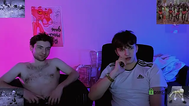 แชท XXX สดของ travis_wolf_