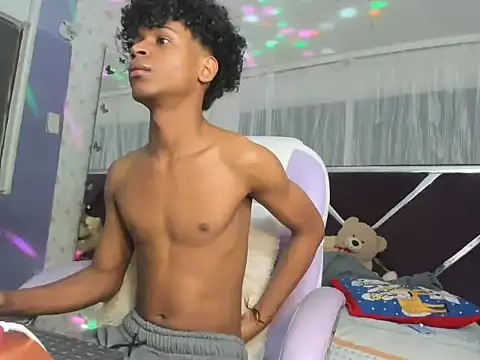 Santy_bigcock_01 现场XXX聊天