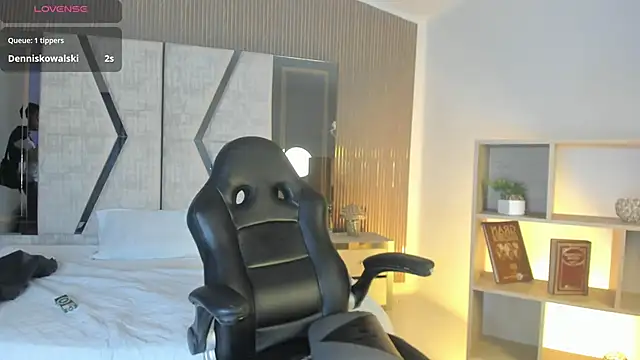 LiamDeep Live XXX-Chat