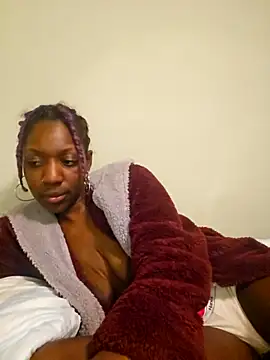 oliviaprettypussy 即時 XXX 聊天