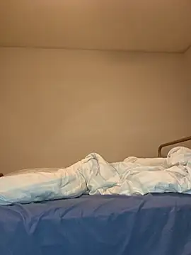 oliviaprettypussy 现场XXX聊天