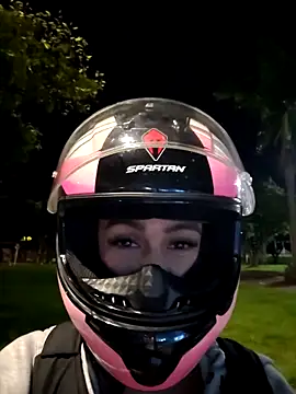 _kathaLopez_ 现场XXX聊天