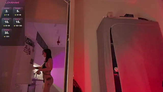 Melante 现场XXX聊天