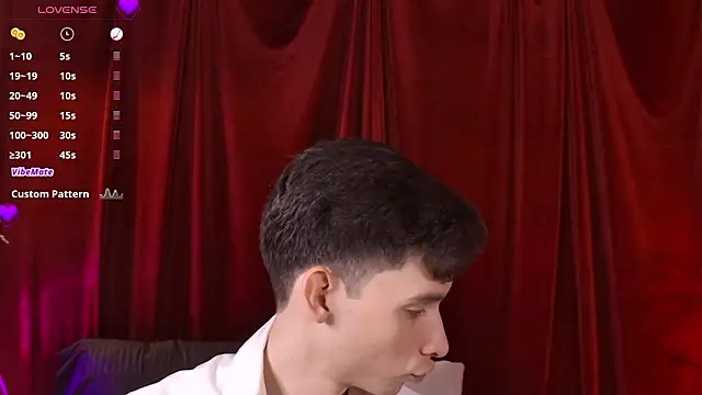 VicenteFerrer's Live XXX Chat