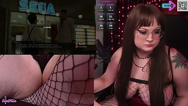 Chat +18 de evamila ao vivo