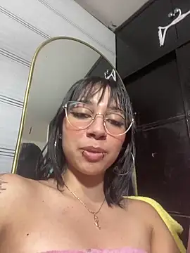 NaniiSisy Chat XXX live