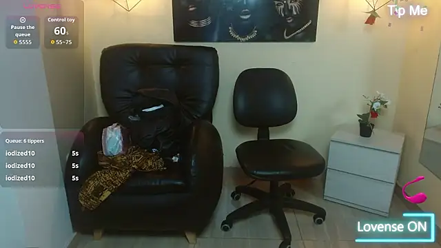 Bom_BomXX: απευθείας συνομιλία ΧΧΧ