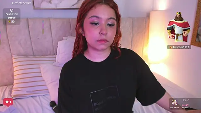 Chat XXX en directo de Atenea_cuteee