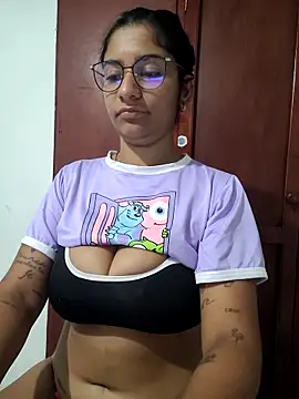 Sofythom1 라이브 XXX 채팅