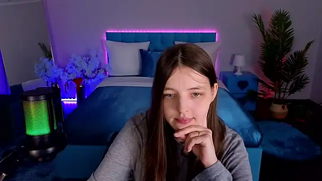 Chat +18 de LiliBakery ao vivo