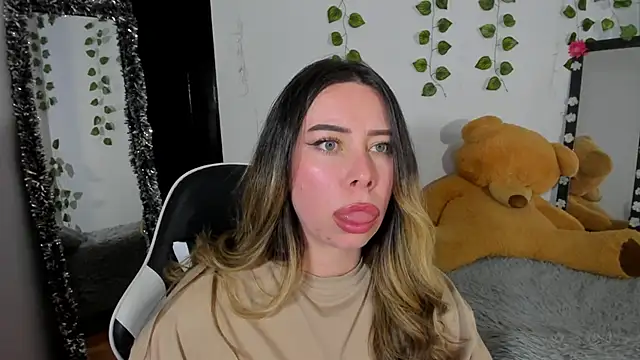 Chat +18 de JanneKim ao vivo