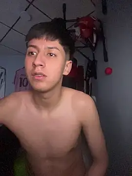 Stiven_017 Live XXX-chat