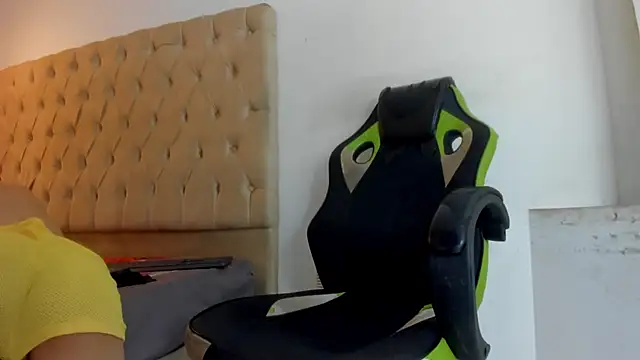 Darkknightx01's Live XXX Chat