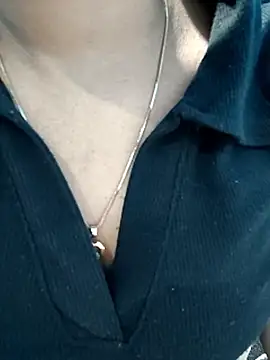 Chat +18 de Vaani_Actress ao vivo