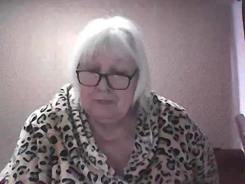 Alexia64231: απευθείας συνομιλία ΧΧΧ