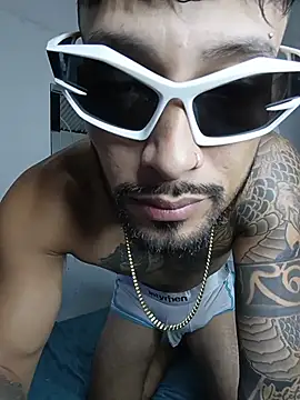 Kingbigcock23cm's Live XXX Chat