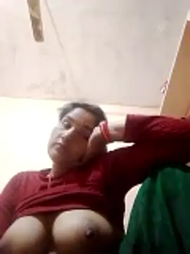 Chat XXX en directo de Seema_ji12